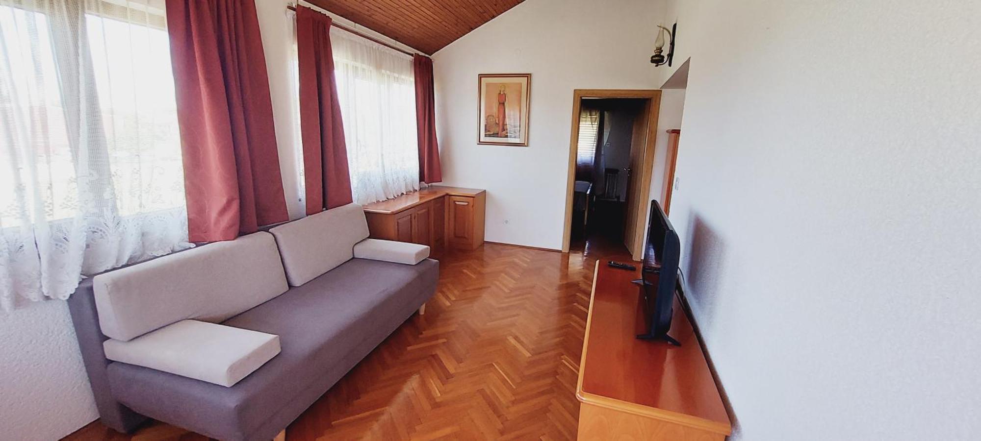 Apt Mirella Apartment Ровінь Екстер'єр фото