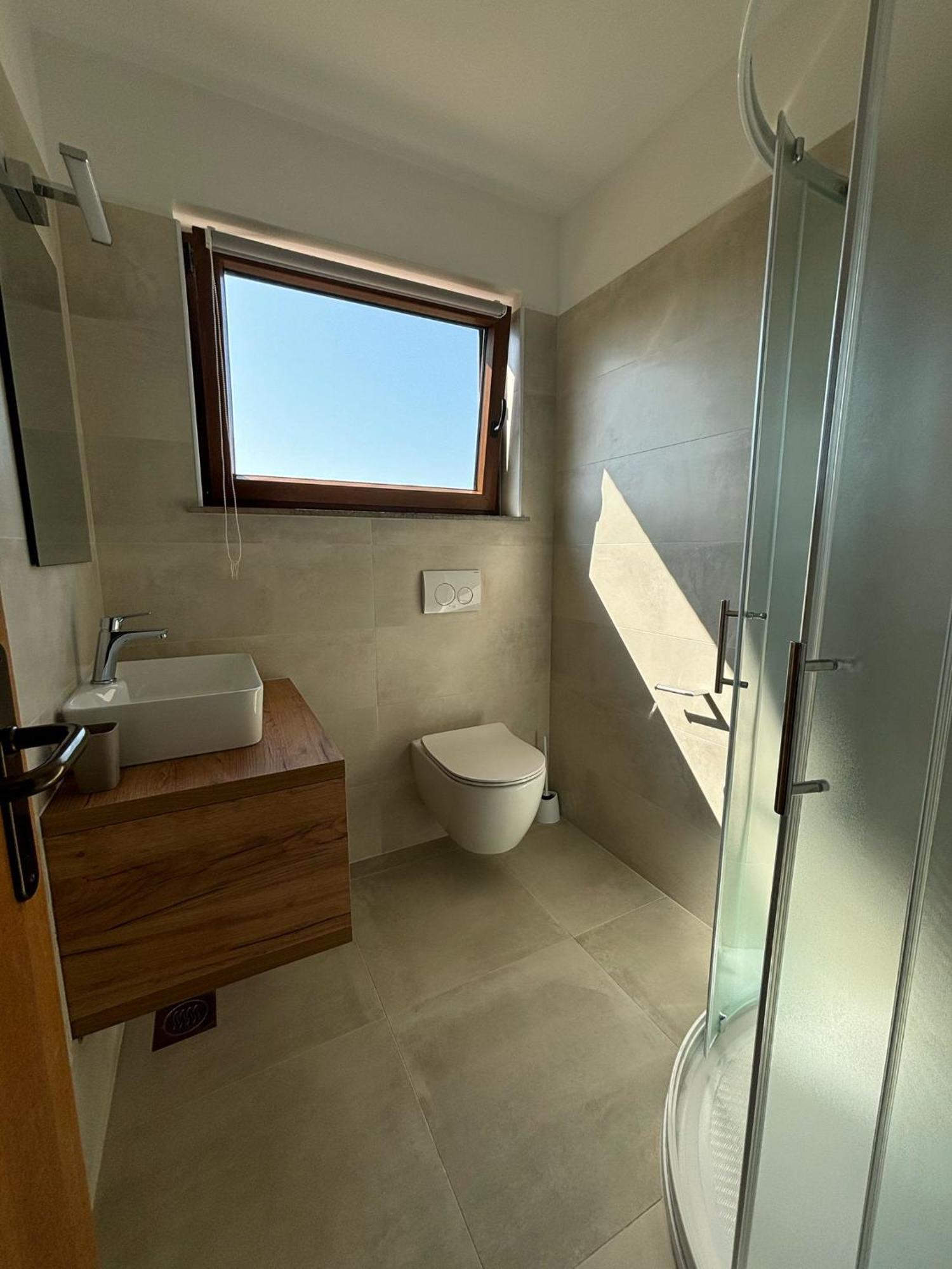 Apt Mirella Apartment Ровінь Номер фото